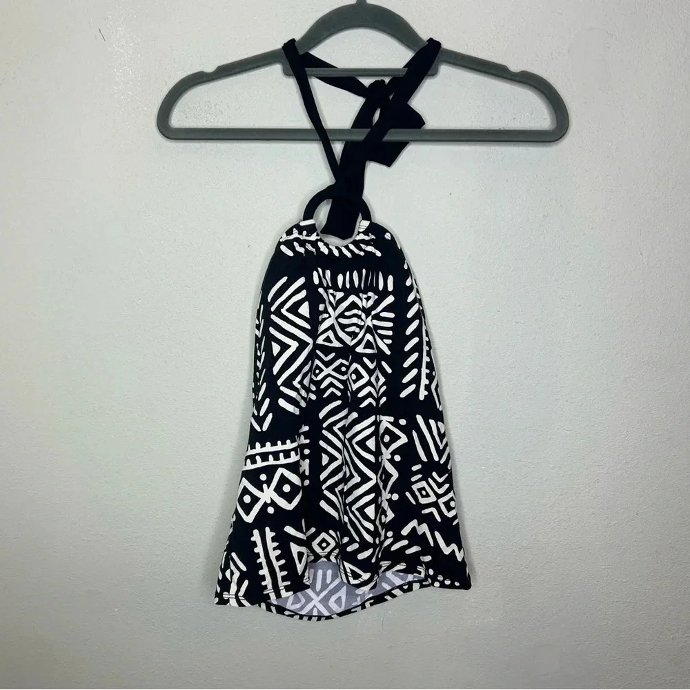 La Blanca Halter Style Swimsuit Top Size 6